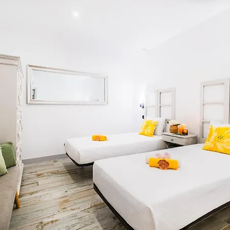 Carvoeiro By The Sea 2 By Algarve Vacation Apartment