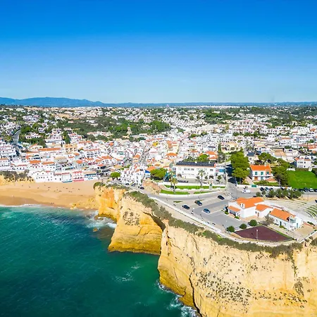 Carvoeiro By The Sea 2 By Algarve Vacation Apartment *